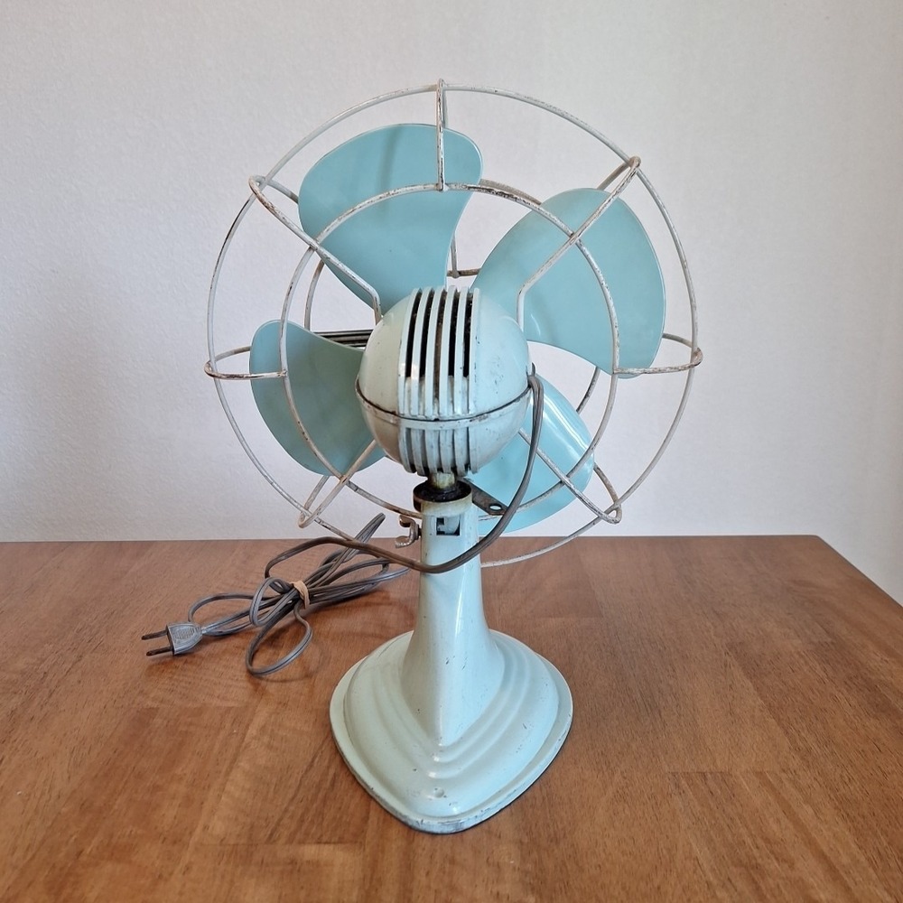 RARE Vintage Antique Westinghouse Desk Table Fan LIGHT BLUE Electric Working - Picture 8 of 14